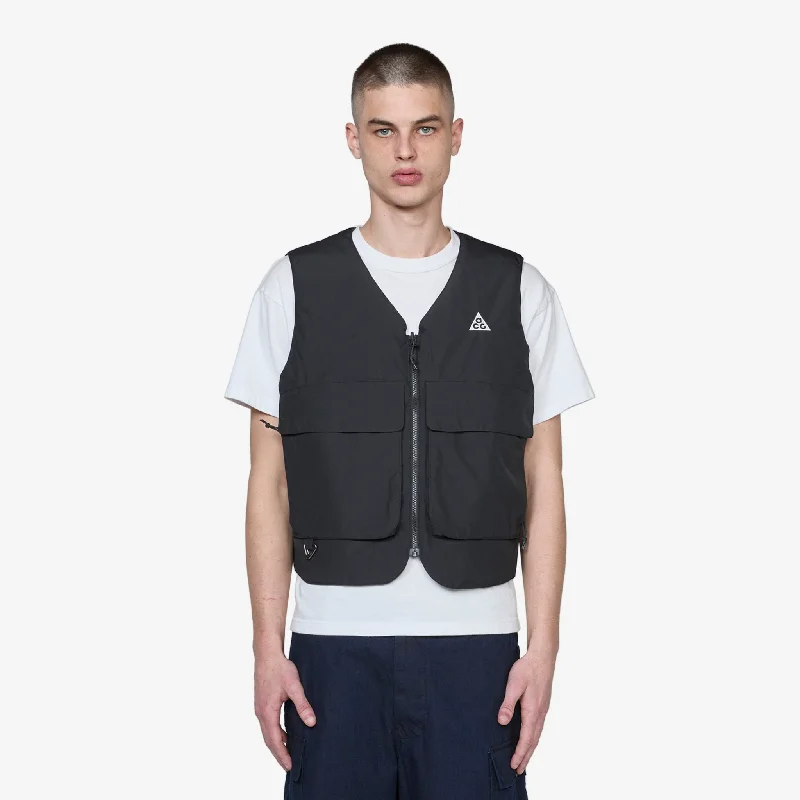 ACG 'Skull Peak' PrimaLoft® Reversible Vest Black | Dark Raisin | Summit White