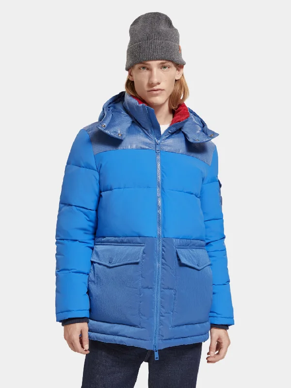 Mid-length puffer jacket