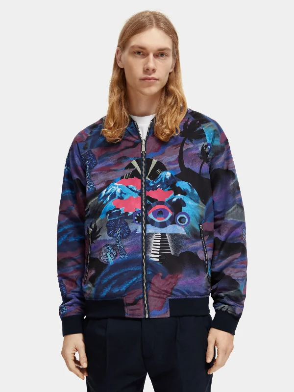 Reversible bomber jacket