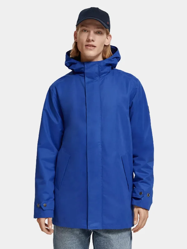 Technical raincoat